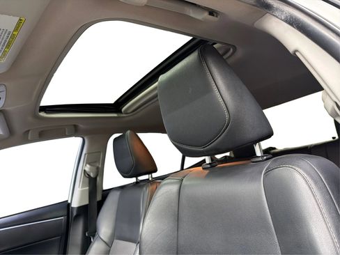 Used 2016 Toyota Corolla S w/ Driver Convenience Package image 19