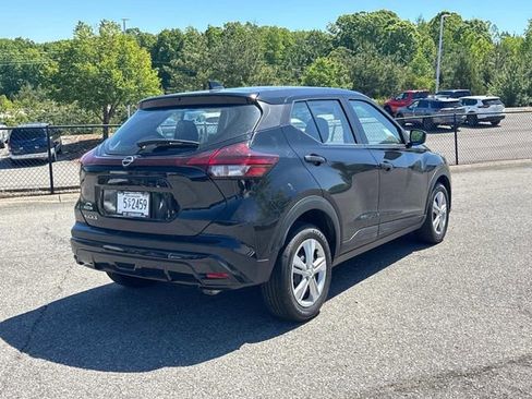 Certified 2025 Nissan Kicks Play S FWD image 5