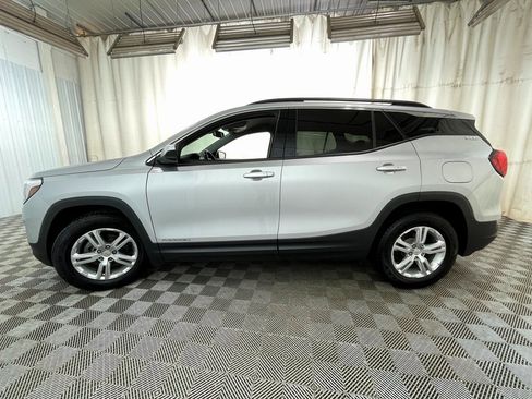 Certified 2018 GMC Terrain SLE w/ Driver Convenience Package image 14