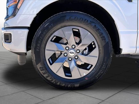 Used 2025 Ford F150 STX w/ Equipment Group 200A RWD image 11