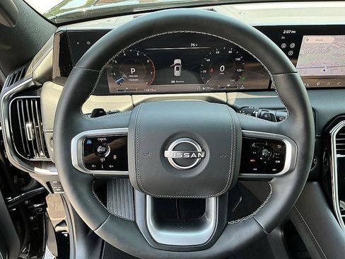 Certified 2025 Nissan Armada Platinum Reserve AWD/4WD image 16