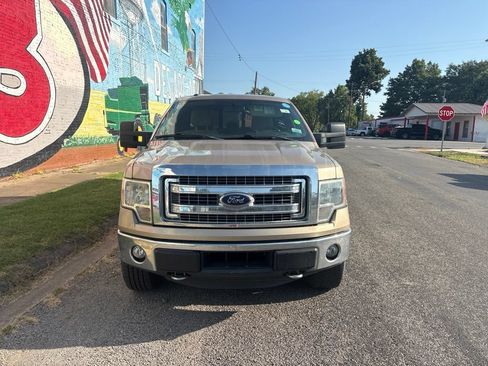 Used 2014 Ford F150 XLT w/ Equipment Group 302A Luxury AWD/4WD image 11