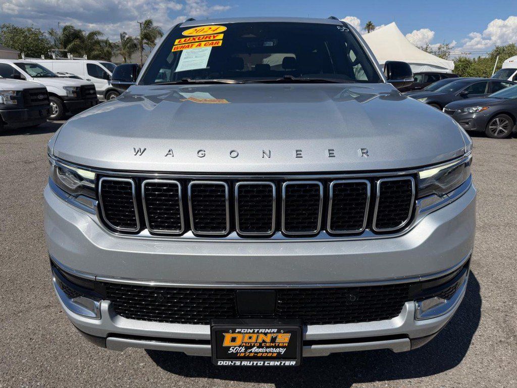 Used 2024 Jeep Wagoneer Series II w/ Flexible Seating Group RWD image 13