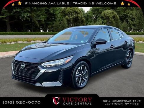 Used 2025 Nissan Sentra SV image 1
