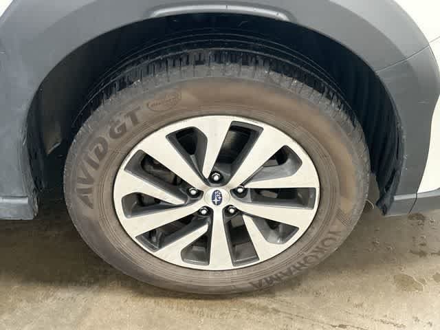 Used 2024 Subaru Outback Premium AWD/4WD image 5