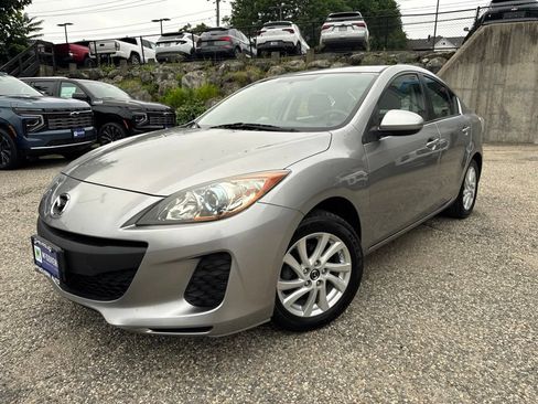 Used 2013 MAZDA MAZDA3 i Touring FWD image 1