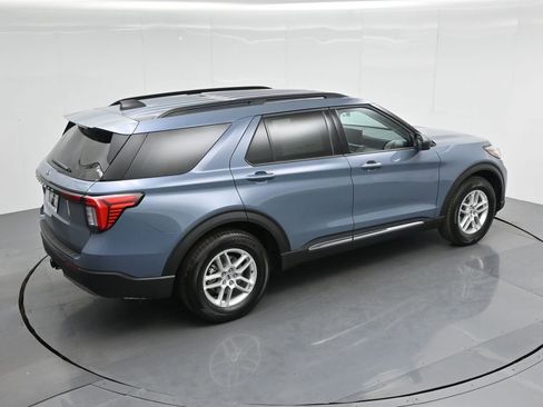 Used 2025 Ford Explorer Active image 46