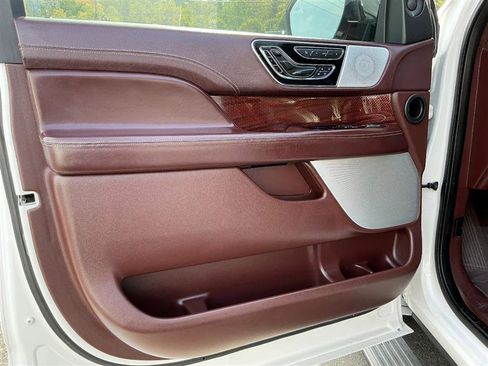 Used 2018 Lincoln Navigator Black Label w/ Cargo Package image 22