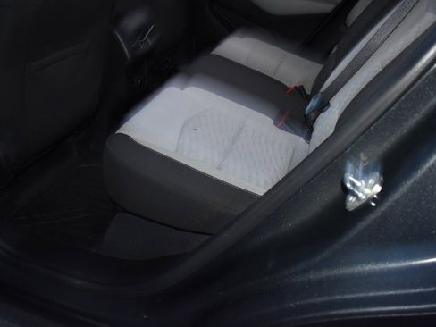 Used 2020 Chevrolet Equinox LT image 10