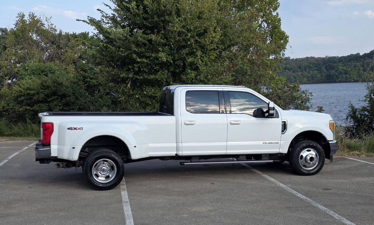 Used 2017 Ford F350 Lariat AWD/4WD image 20