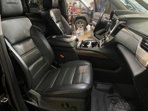 Used 2018 GMC Yukon Denali w/ Denali Ultimate Package image 20