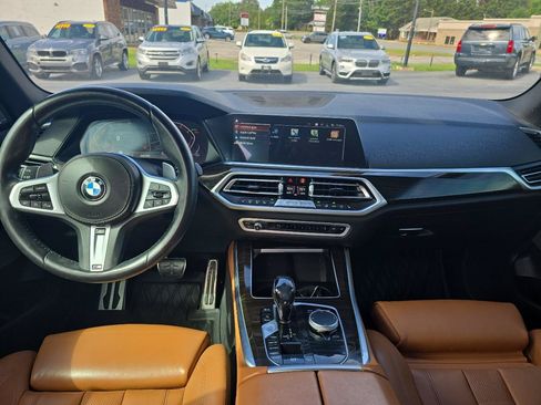 Used 2019 BMW X5 xDrive40i w/ M Sport Package AWD/4WD image 19