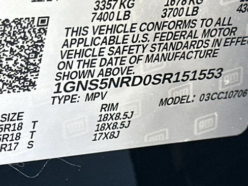 Used 2025 Chevrolet Tahoe LT image 33