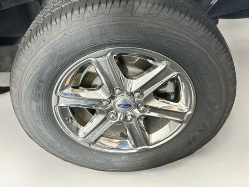 Used 2025 Ford F150 XLT w/ Equipment Group 301A Standard RWD image 11