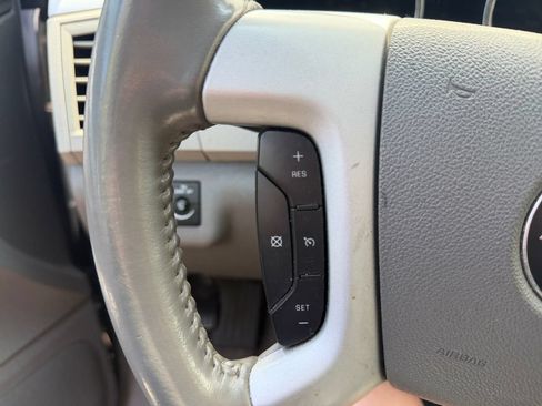 Used 2012 Chevrolet Traverse LS FWD image 16