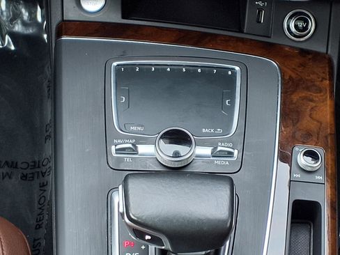 Used 2018 Audi Q5 2.0T Premium Plus w/ Premium Plus Package image 20