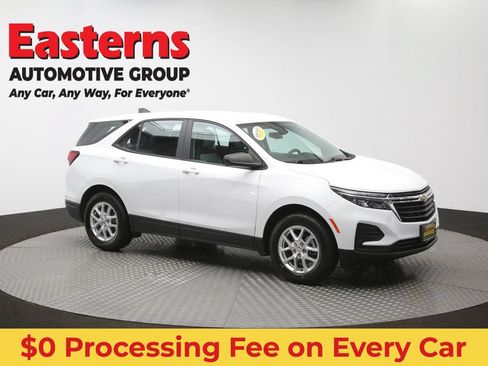 Used 2022 Chevrolet Equinox LS FWD image 46