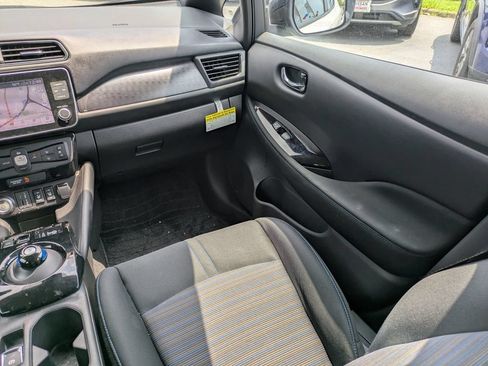 Certified 2024 Nissan Leaf SV Plus FWD image 18