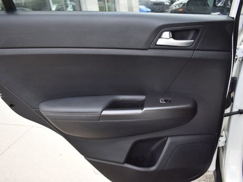 Used 2022 Kia Sportage LX FWD image 30