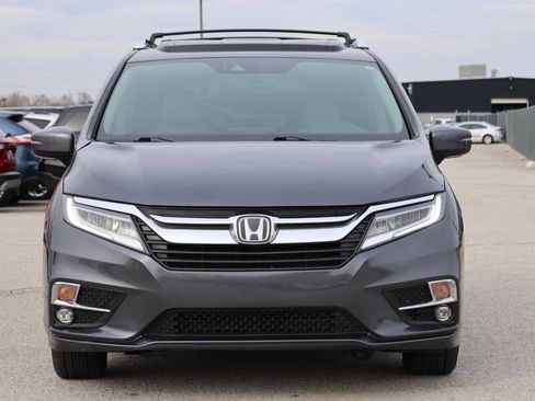 Used 2019 Honda Odyssey Elite image 2