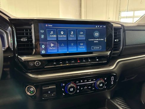Used 2025 Chevrolet Silverado 1500 LTZ w/ Z71 Off-Road Package AWD/4WD image 24