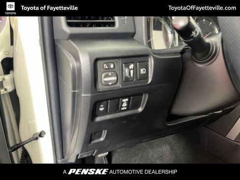 Used 2020 Toyota 4Runner Limited RWD image 26