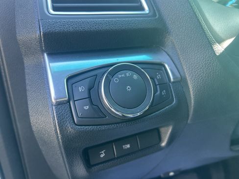 Used 2016 Ford Explorer Limited w/ Equipment Group 301A FWD image 14