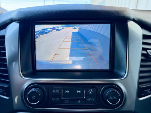 Used 2019 Chevrolet Suburban Premier AWD/4WD image 26