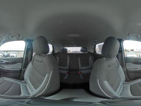 Used 2025 Chevrolet TrailBlazer LT image 40