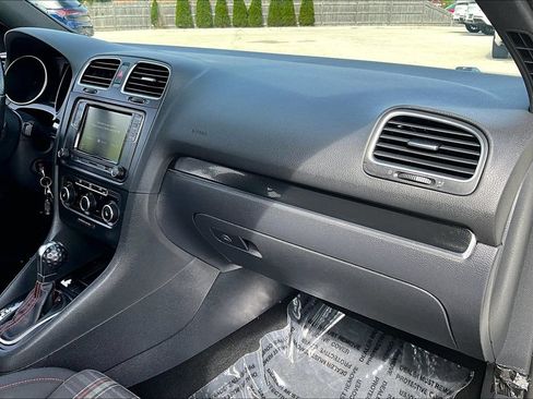 Used 2014 Volkswagen GTI Wolfsburg Edition FWD image 21