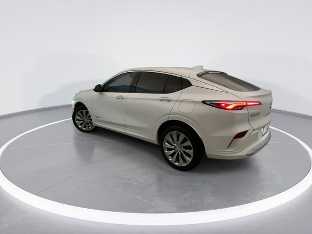 Used 2024 Buick Envista Avenir FWD image 2