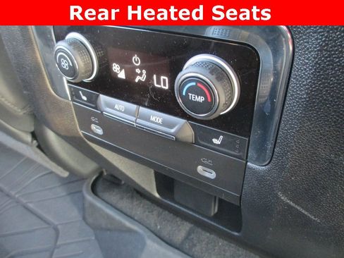 Used 2024 Chevrolet Suburban RST w/ Sport Performance Package image 26