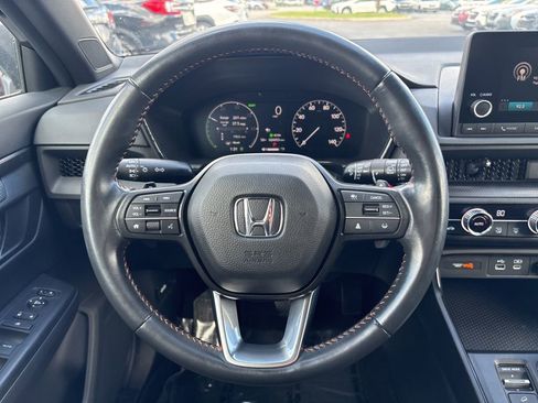 Used 2023 Honda CR-V Sport image 14