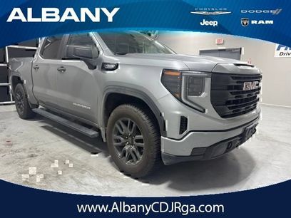 Used 2024 GMC Sierra 1500 Pro w/ Graphite Edition