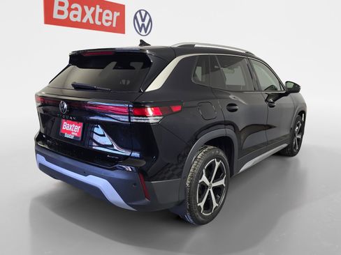 New 2026 Volkswagen Tiguan SE image 7