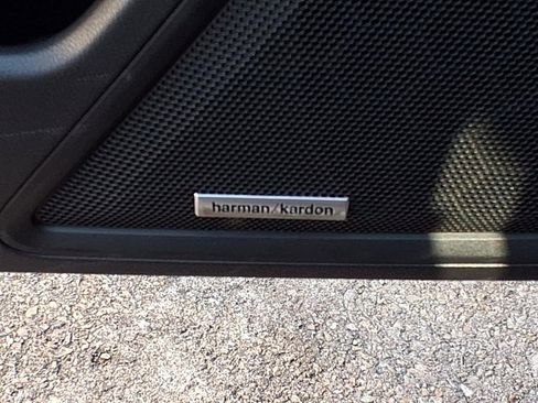 Used 2020 Subaru Outback Limited image 15