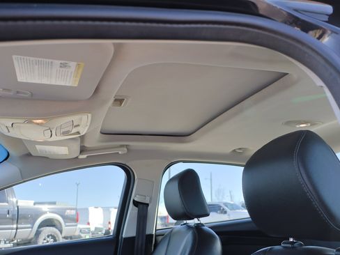 Used 2018 Ford Focus Titanium image 15