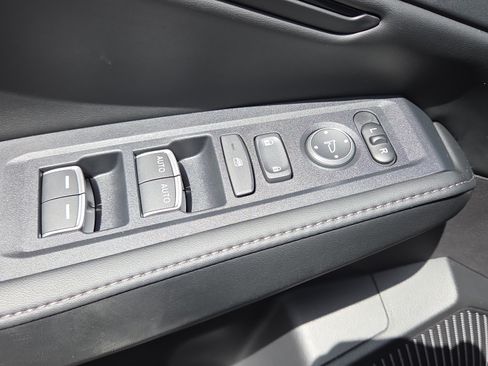 Certified 2024 Honda Accord Sport image 33