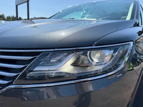 Used 2017 Lincoln MKC Select w/ Select Plus Package image 9