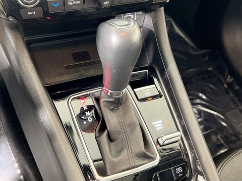 Used 2022 Jeep Compass Latitude w/ Sun and Sound Group image 16