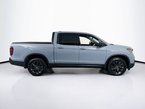 Used 2024 Honda Ridgeline Sport image 4