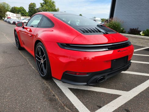 Used 2025 Porsche 911 Carrera S RWD image 19