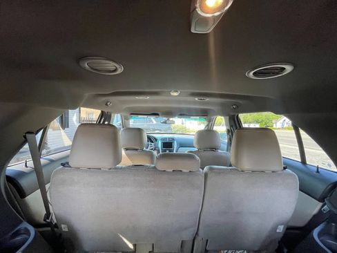 Used 2013 Ford Explorer XLT FWD image 31