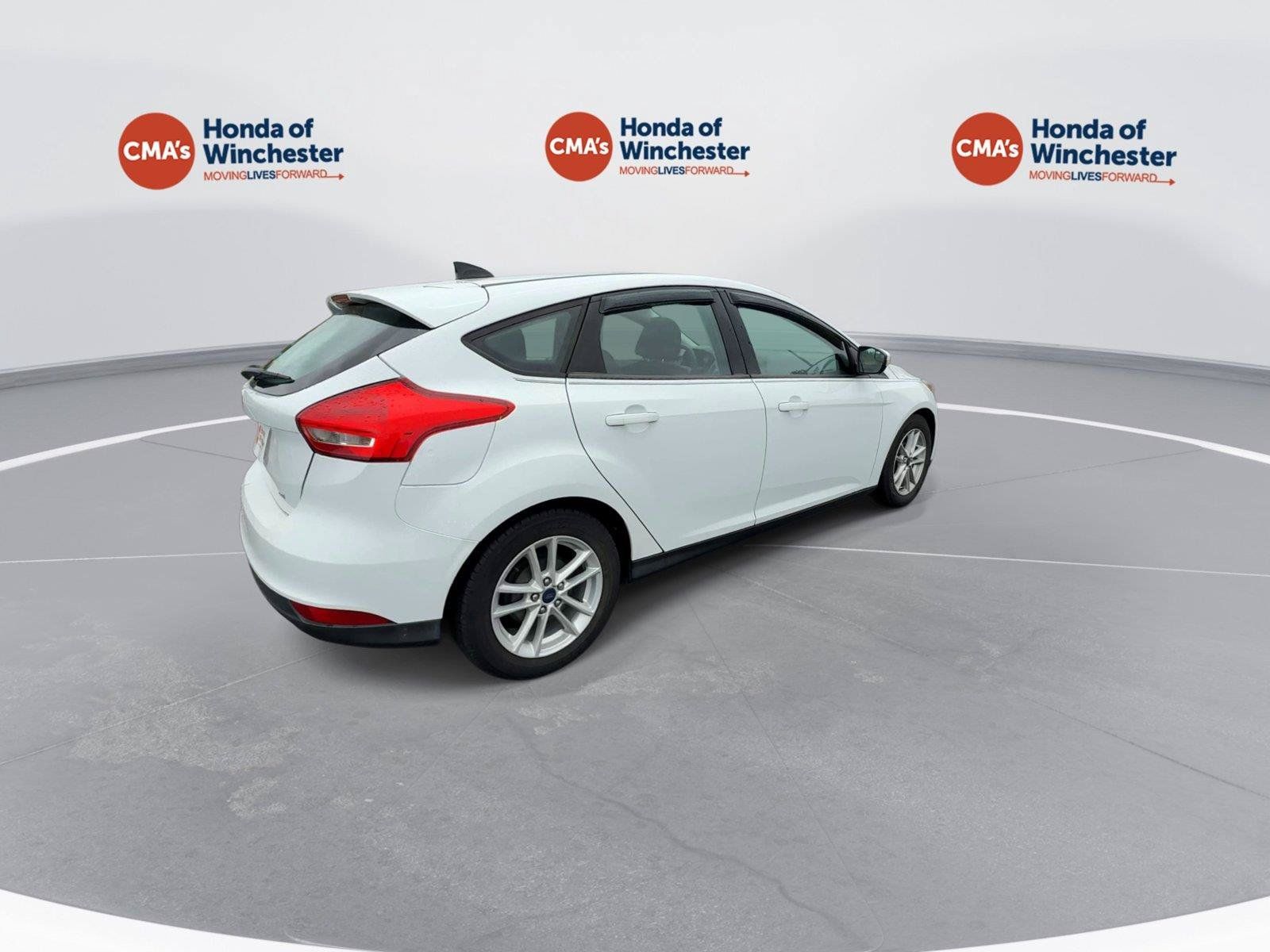 Used 2016 Ford Focus SE w/ SE Power Seat Package FWD image 8
