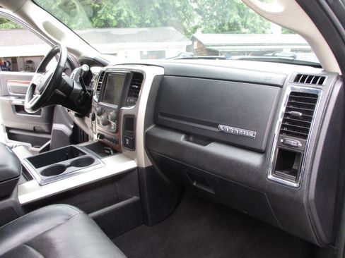 Used 2014 RAM 2500 Laramie AWD/4WD image 30