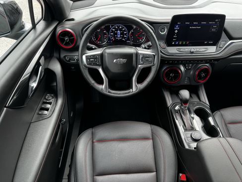 Used 2025 Chevrolet Blazer RS image 14