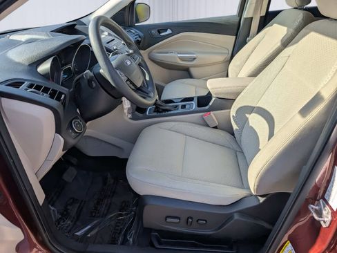 Used 2018 Ford Escape SE image 13