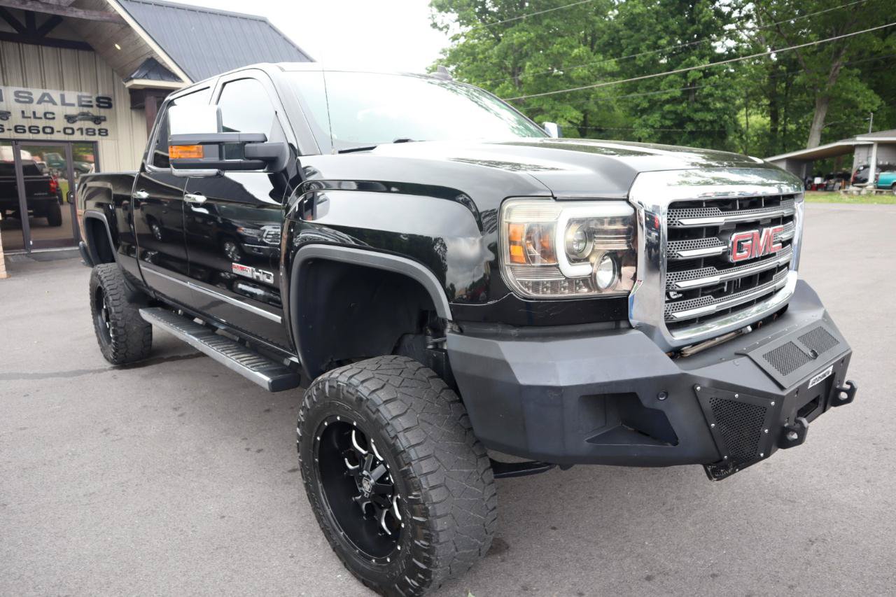 Used 2016 GMC Sierra 2500 SLT w/ All-Terrain HD Package AWD/4WD image 3