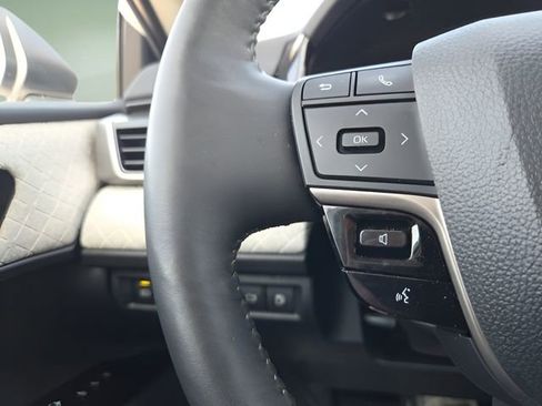 Used 2026 Toyota Camry XLE w/ Premium Plus Package image 24