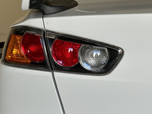 Used 2010 Mitsubishi Lancer Evolution GSR image 43